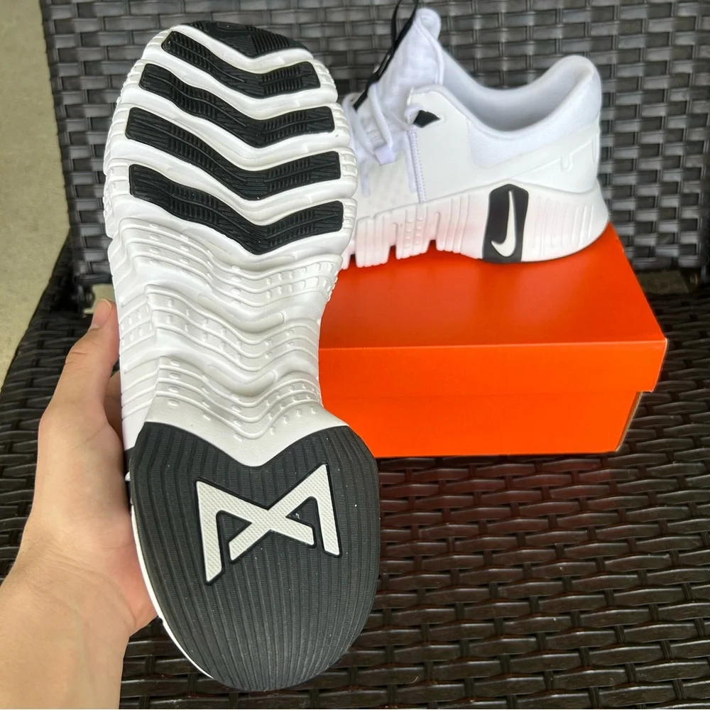 NIKE FREE METCON 5 TB WHITE BLACK Size 13 - Picture 5 of 5